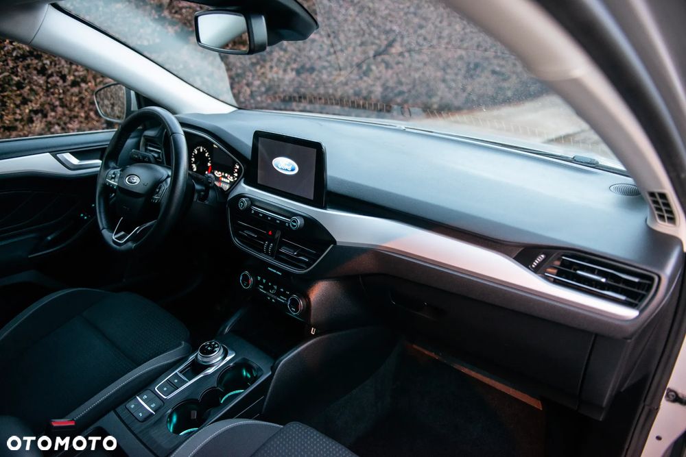 Ford Focus SW 1.5 EcoBlue S&S TITANIUM - 39