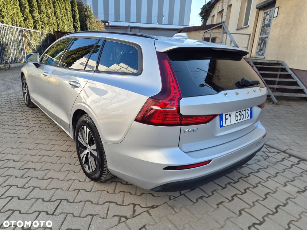Volvo V60 D3 Momentum Core - 8
