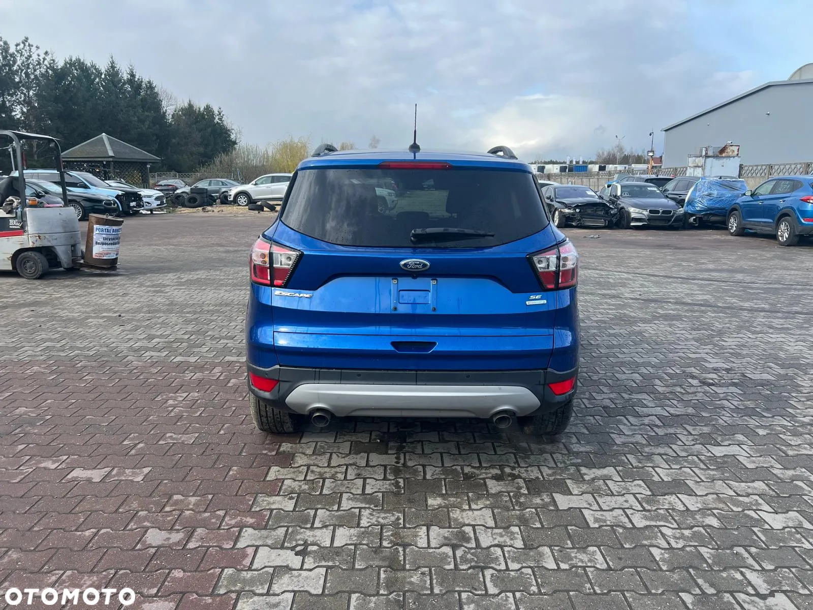 Ford Escape - 4