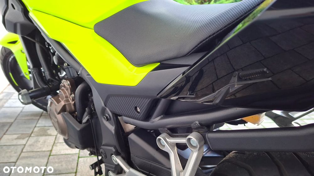 Honda CB - 21