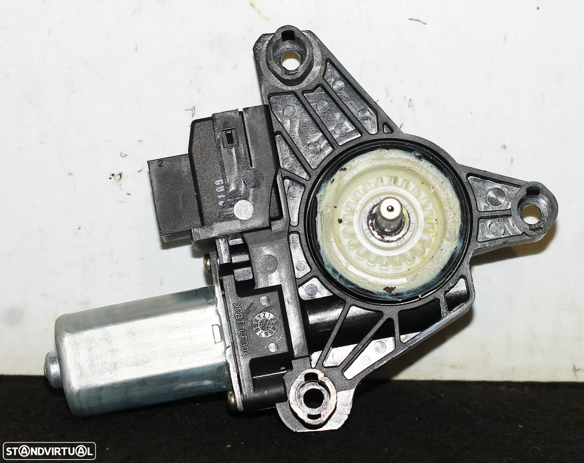 MOTOR ELEVATÓRIO DO VIDRO TRASEIRO ESQUERDO MERCEDES W213 - 3