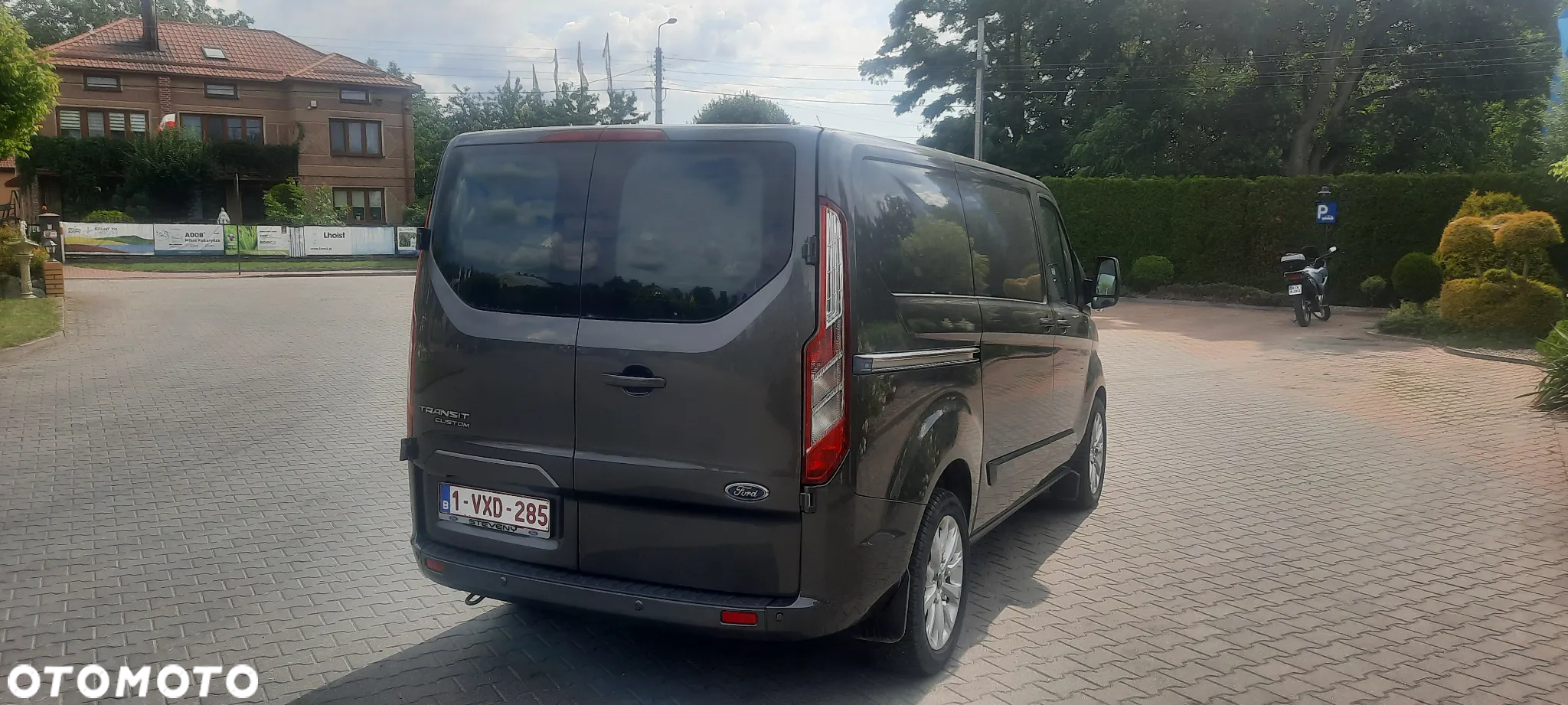 Ford TRANSIT CUSTOM - 10