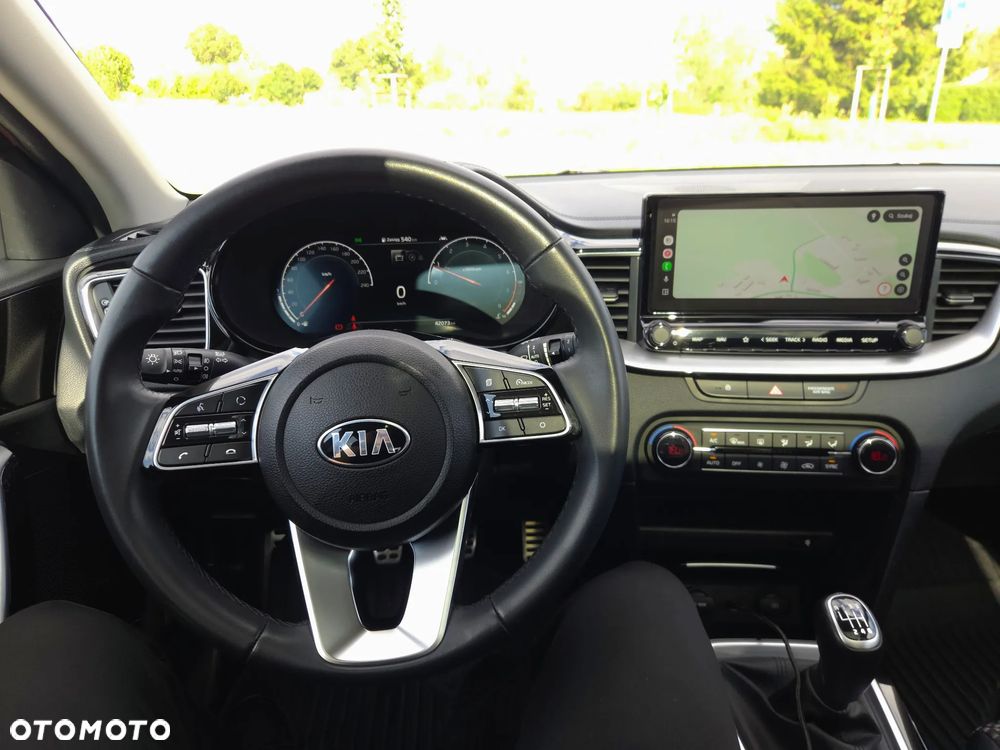 Kia XCeed 1.0 T-GDI L Business Line - 14