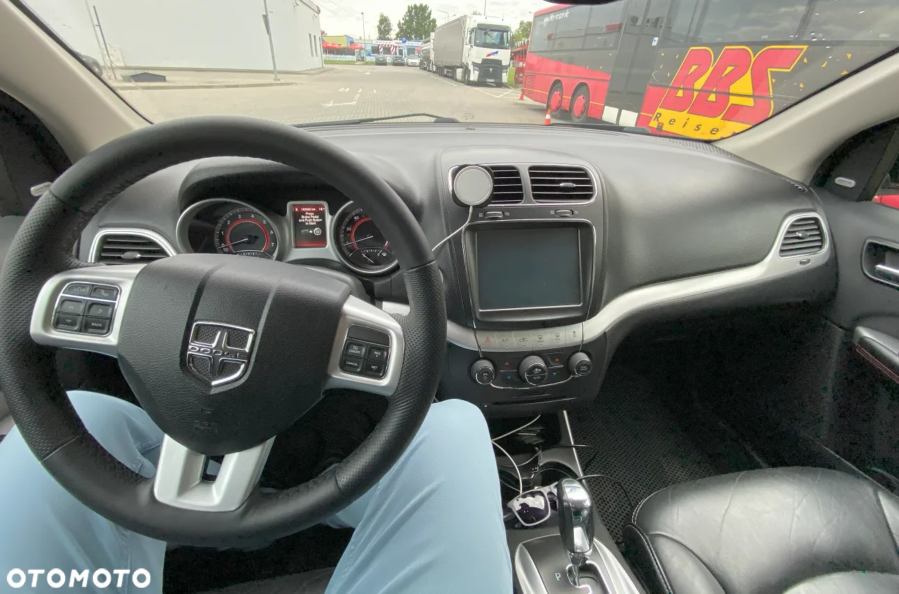 Dodge Journey - 11