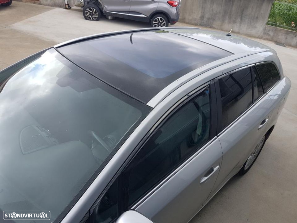 Toyota Avensis 2011 para peças - 3