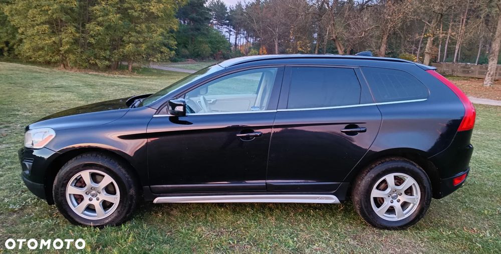 Volvo XC 60 - 4