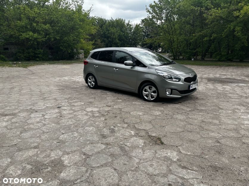 Kia Carens 1.6 GDI L - 7