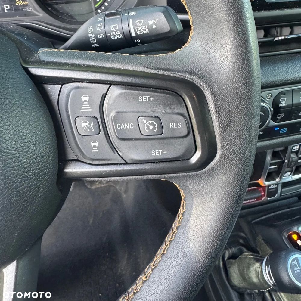 Jeep Wrangler - 17