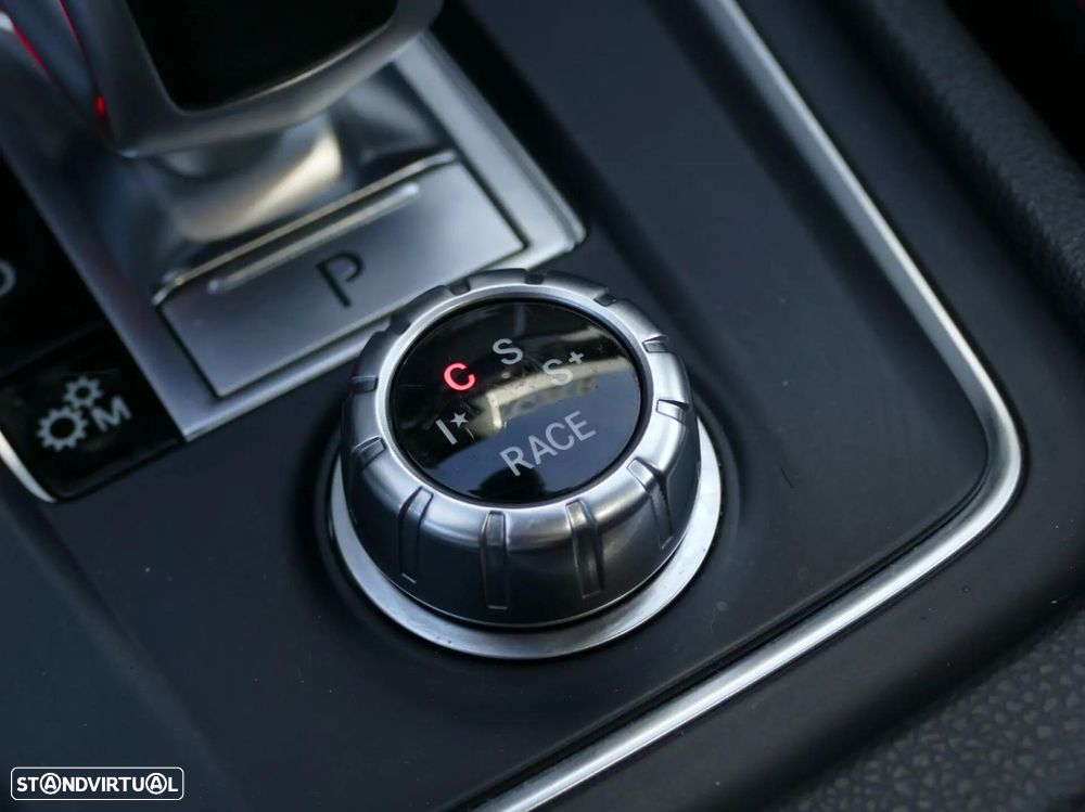 Mercedes-Benz CLA 45 AMG Shooting Brake 4-Matic - 29