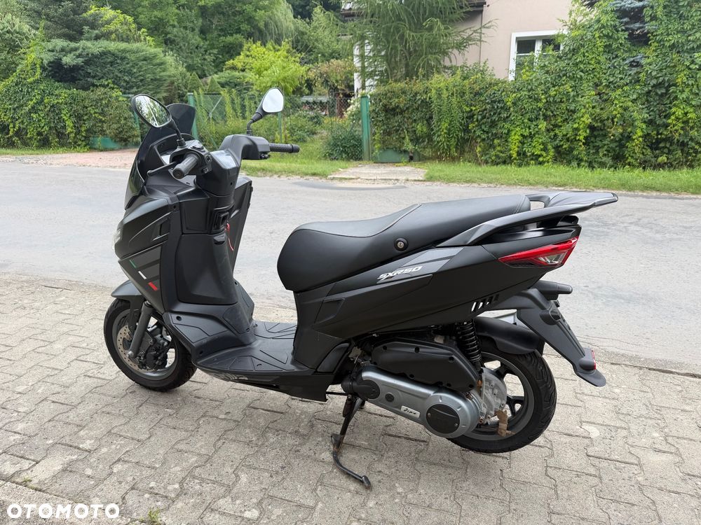 Aprilia SR - 4