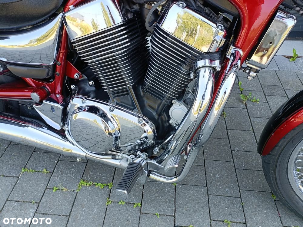 Suzuki Intruder - 3