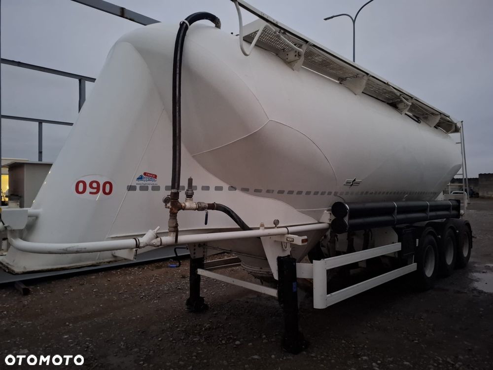 Spitzer Spitzer Eurovrak Feldbinder 37m3 2006r. - 1