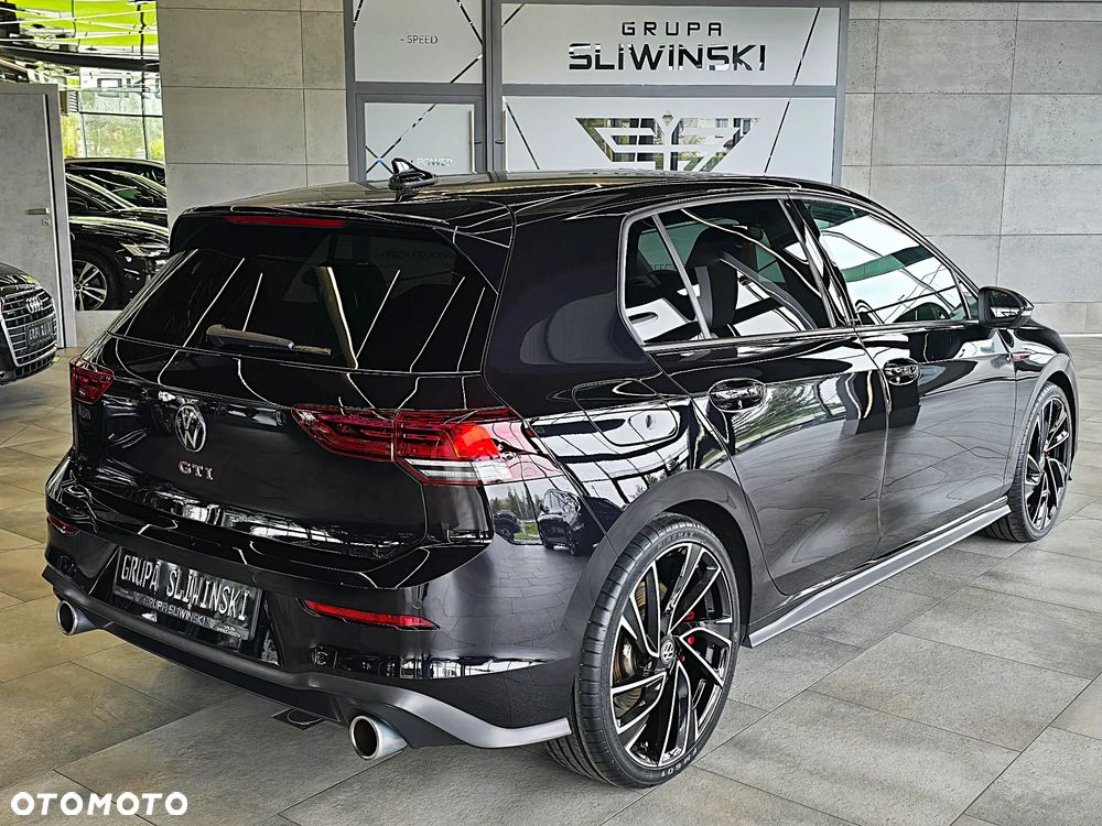 Volkswagen Golf VIII 2.0 TSI GTI DSG - 8