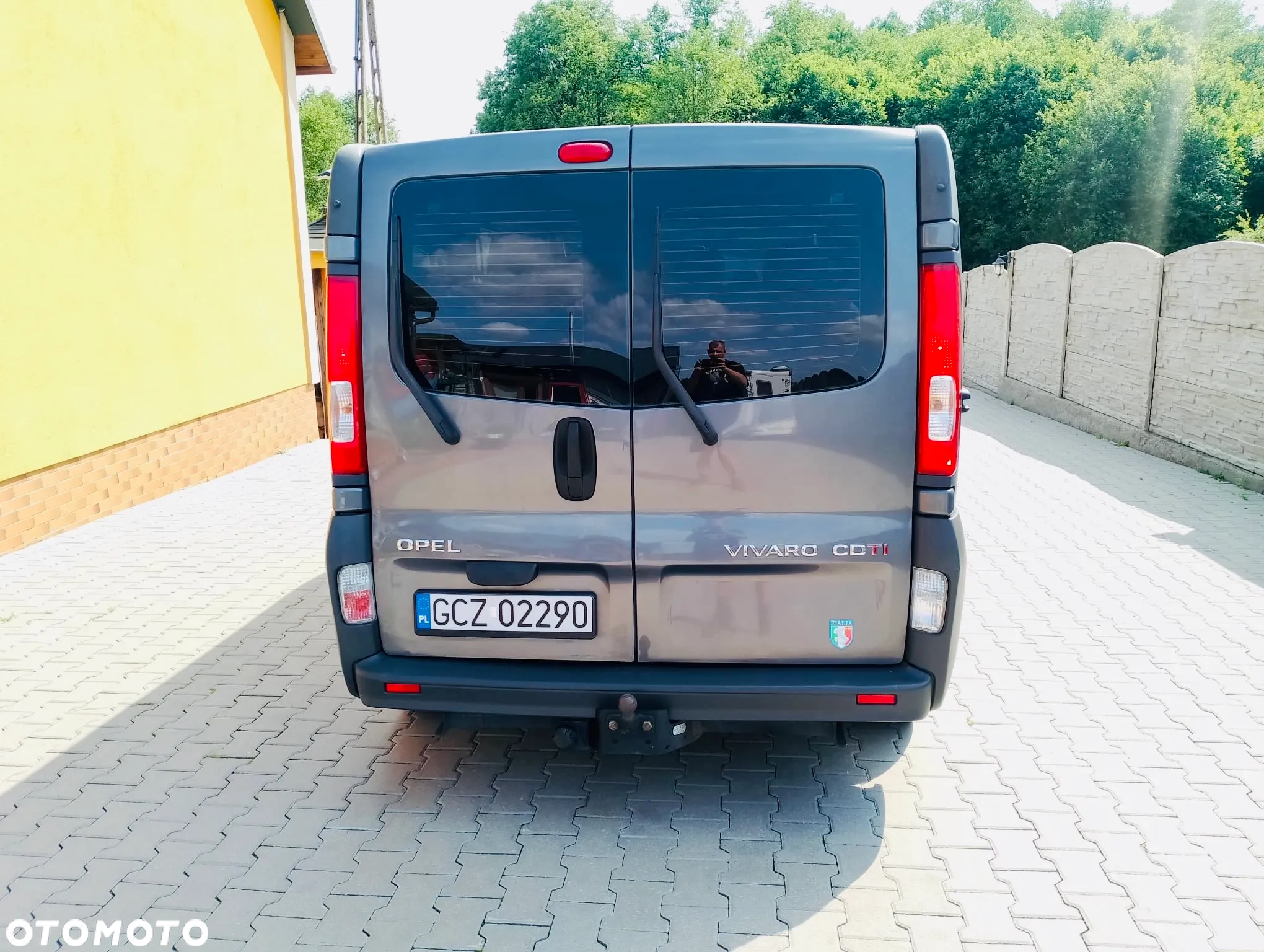 Opel Vivaro - 2