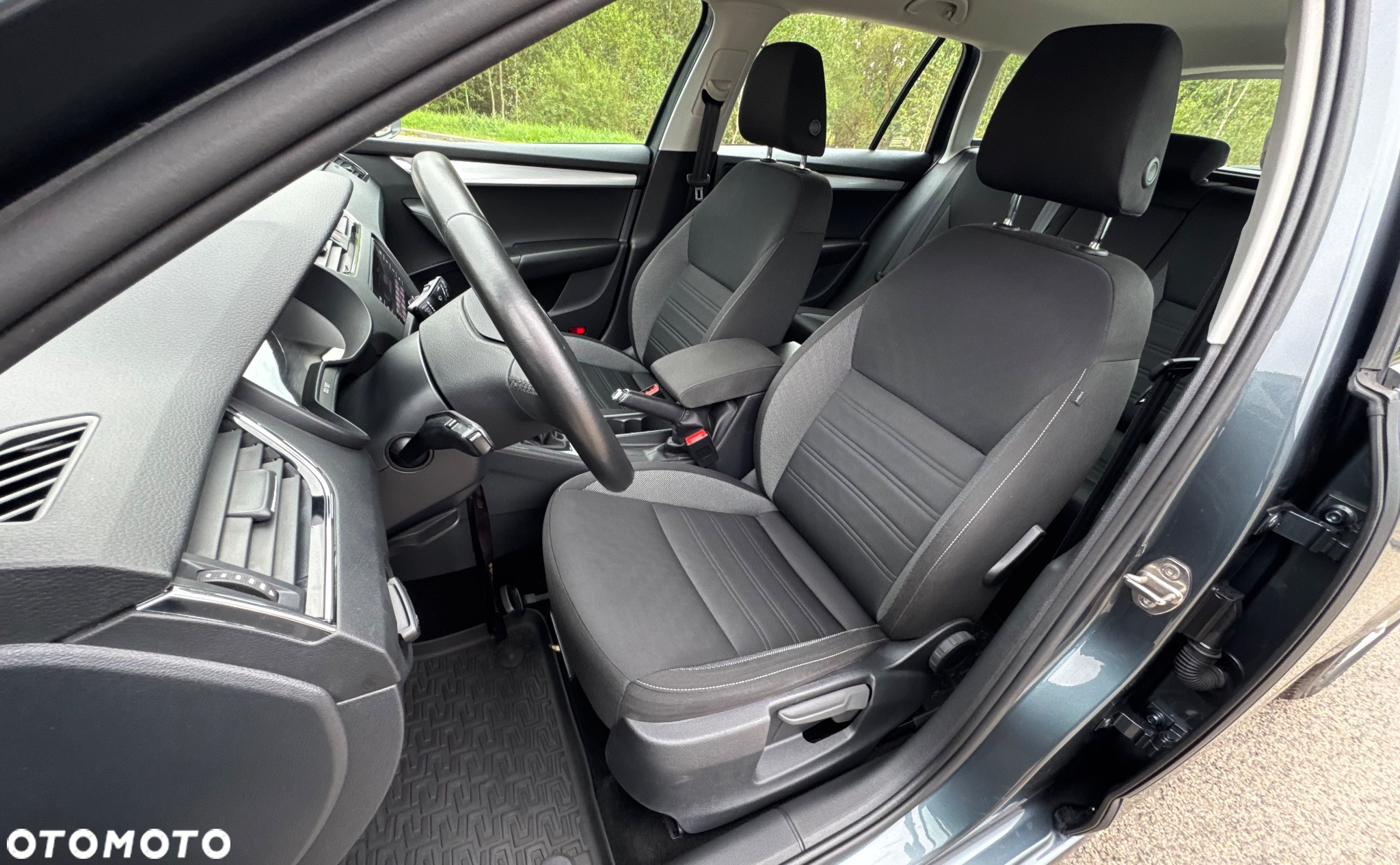 Skoda Octavia 1.6 TDI Business - 6