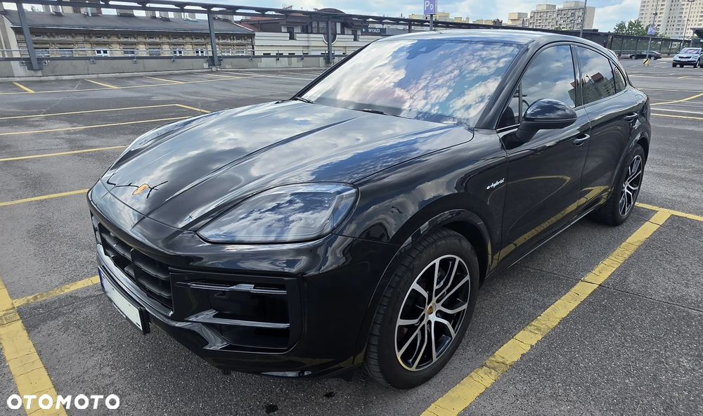 Porsche Cayenne E-Hybrid - 1