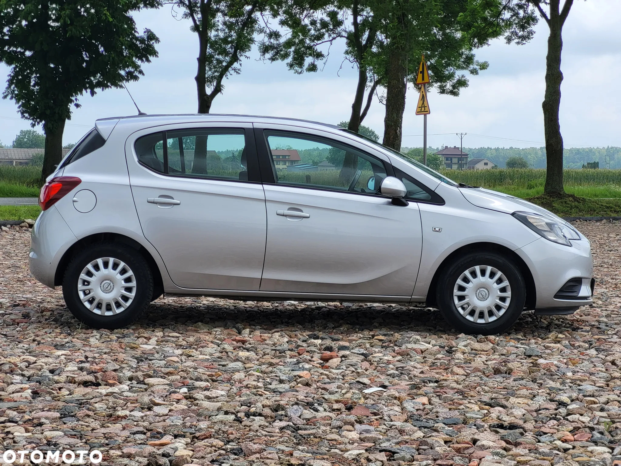 Opel Corsa 1.4 Enjoy - 4