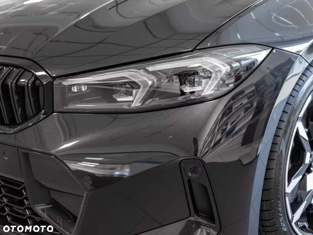 BMW Seria 3 330d xDrive mHEV M Sport - 10