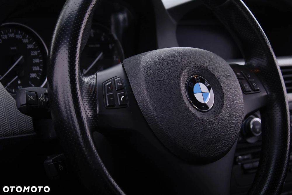 BMW Seria 3 335i xDrive M Sport Edition - 8
