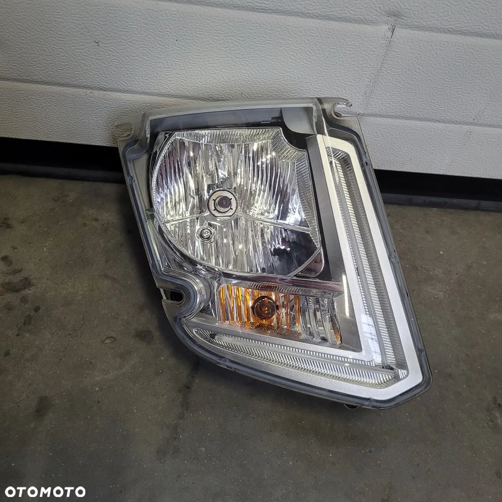 LAMPA VOLVO FL E6 LED ORYGINAŁ RH 89209041 CHWALIM116 - 1