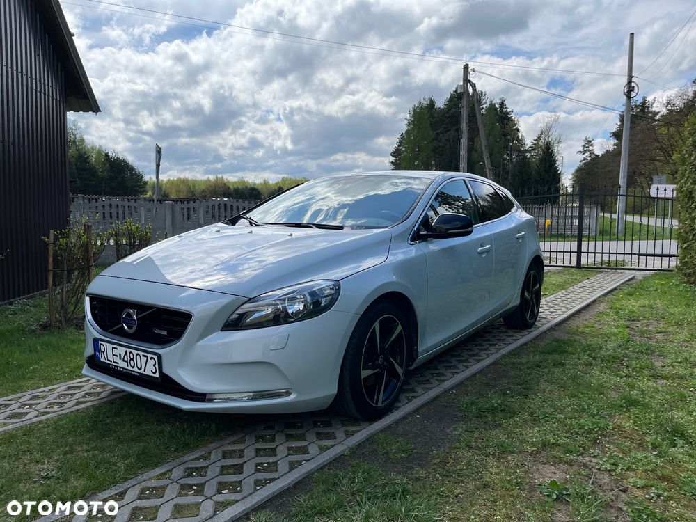 Volvo V40 D2 R-Design Summum - 4