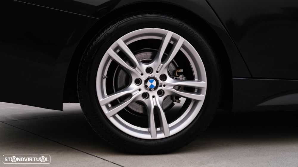 BMW 320 d Auto Pack M - 11