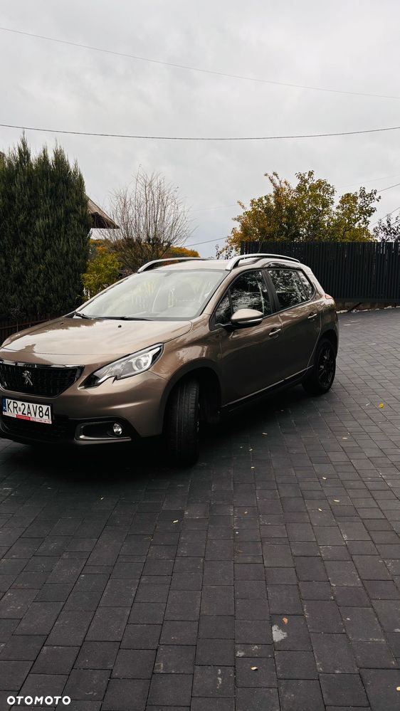 Peugeot 2008 1.2 Pure Tech Allure S&S - 2
