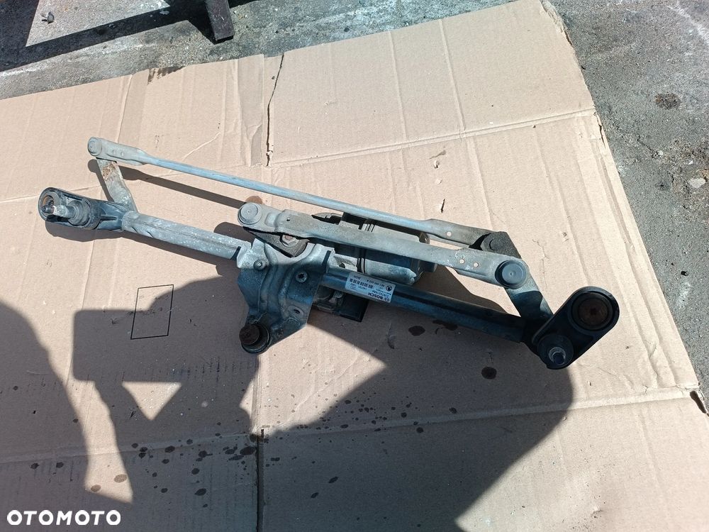 SKODA OCTAVIA  III 3 MECHANIZM WYCIERACZEK  5E1955023A/5E1955119 - 1