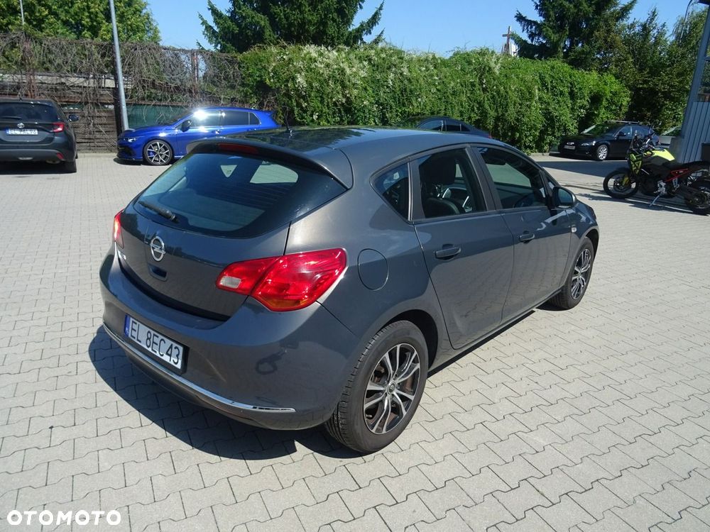Opel Astra - 6