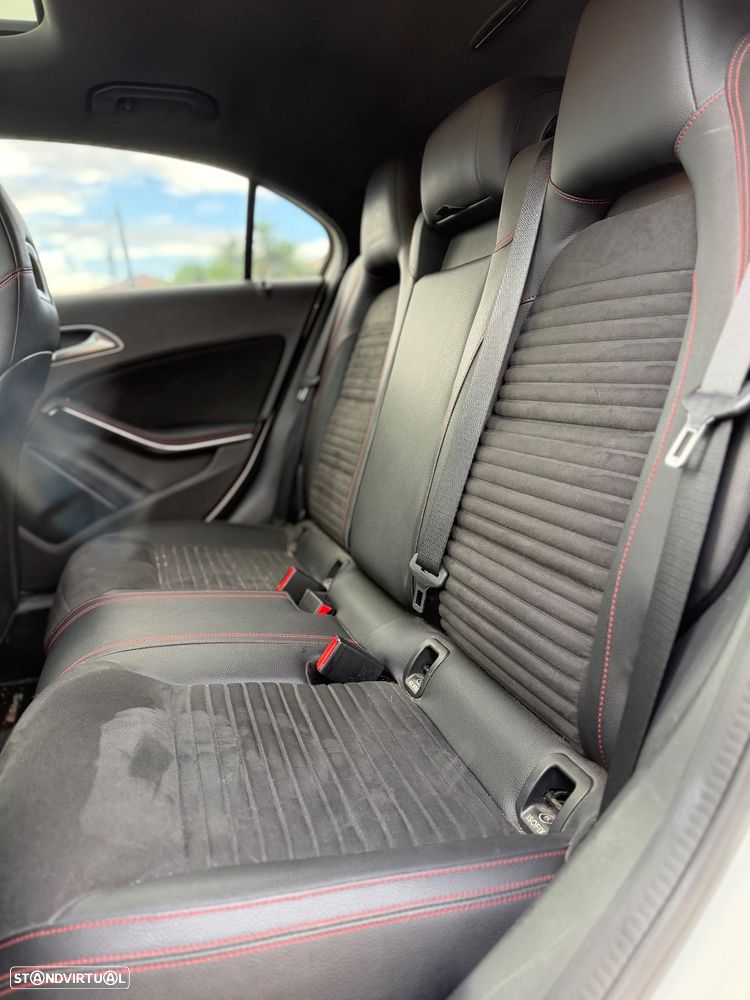 Mercedes-Benz A 180 d AMG Line - 8