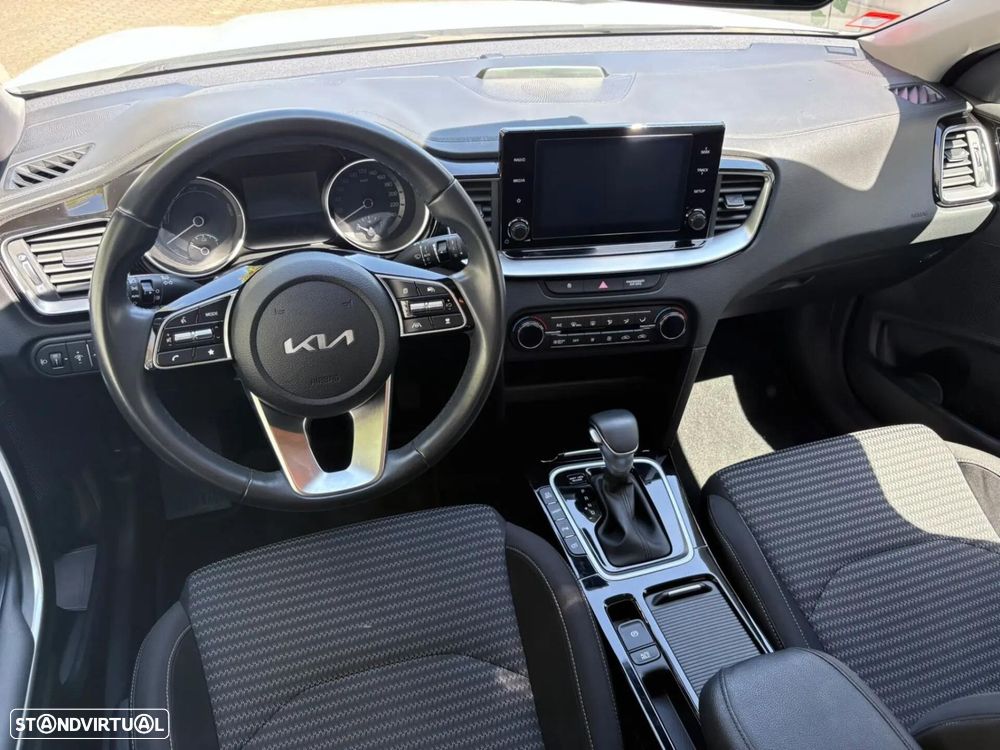 Kia XCeed 1.6 GDi PHEV Drive - 30