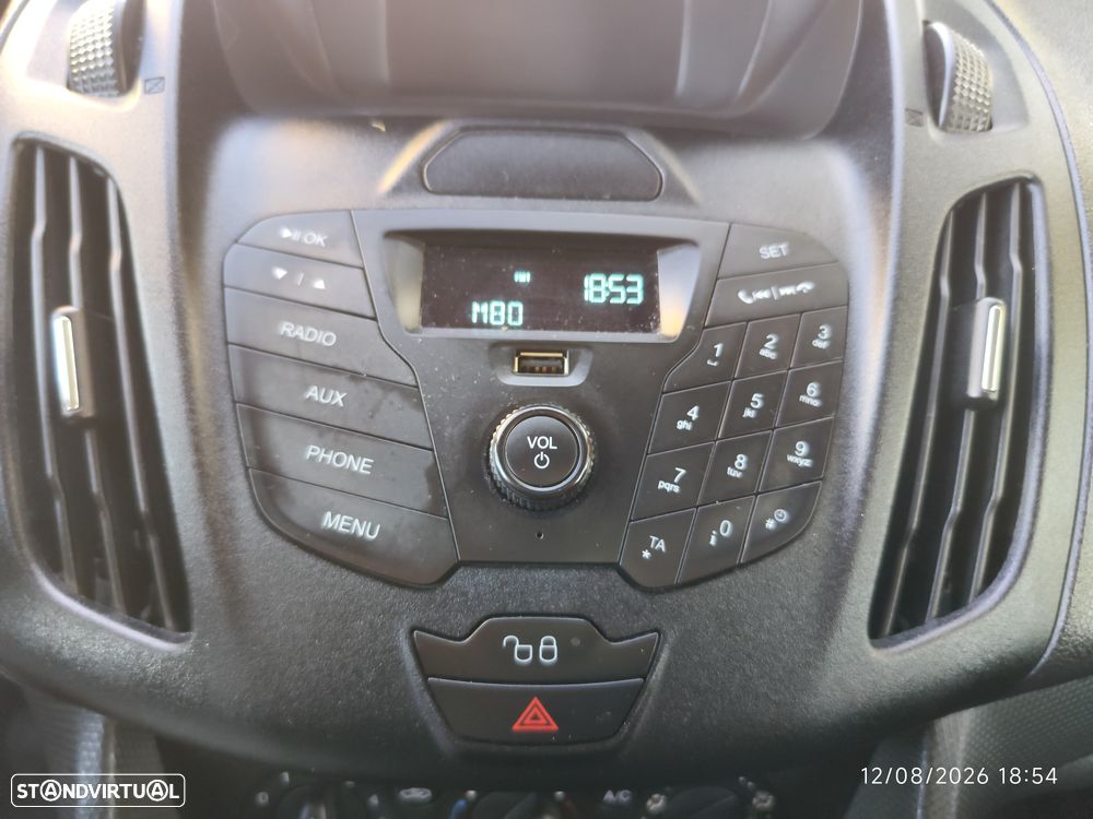 Ford Transit Connect - 25