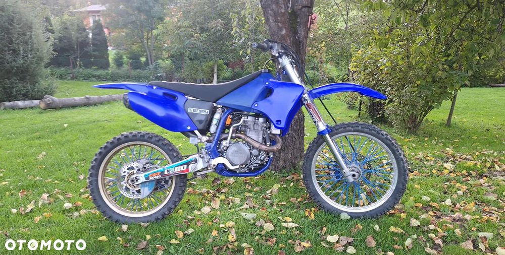 Yamaha YZF - 1
