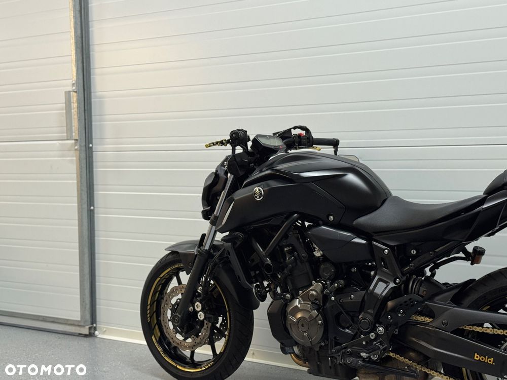 Yamaha MT - 14