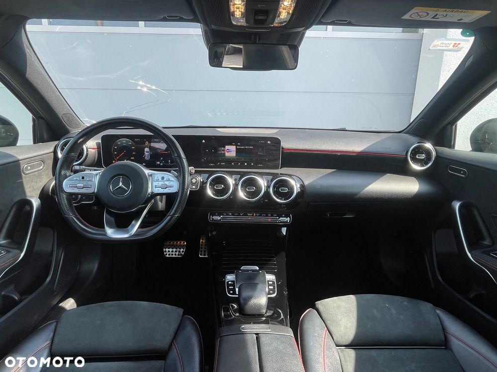 Mercedes-Benz Klasa A 180 d 7G-DCT AMG Line - 9
