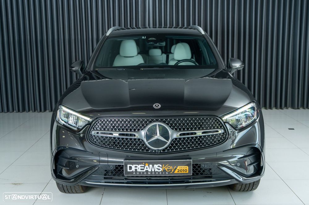 Mercedes-Benz GLC 300 e 4Matic 9G-TRONIC AMG Line Advanced - 3