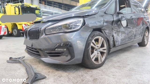 BMW Seria 2 216i - 3