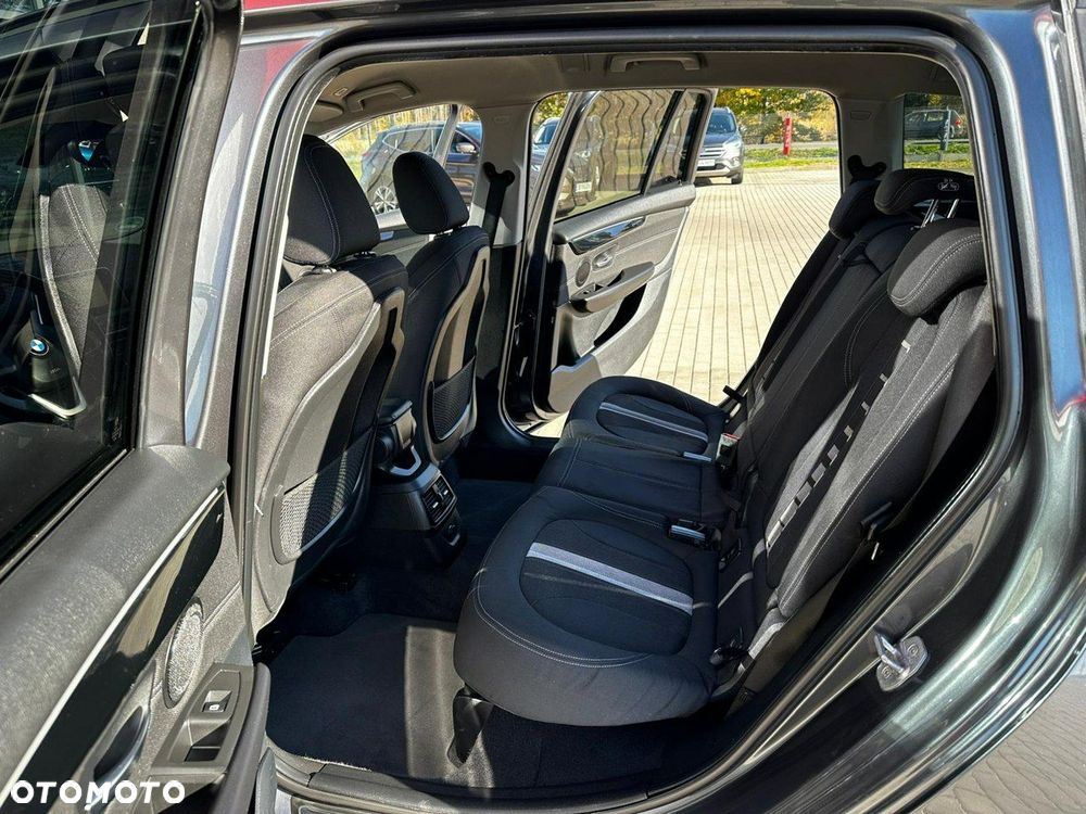 BMW Seria 2 220d Gran Tourer Sport-Aut Sport Line - 14