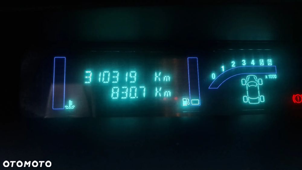 Renault Grand Scenic - 24