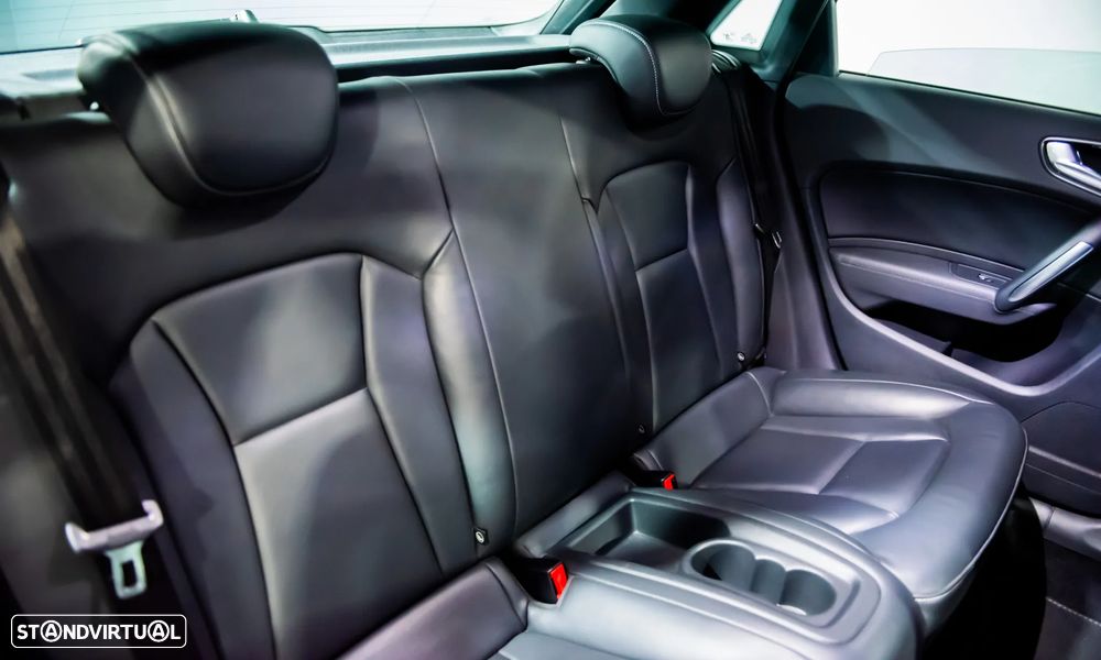 Audi S1 Sportback 2.0 TFSi quattro - 37