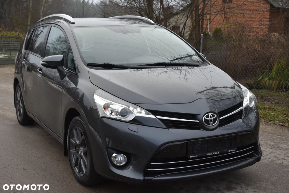 Toyota Verso 1.8 7-Sitzer Executive - 14