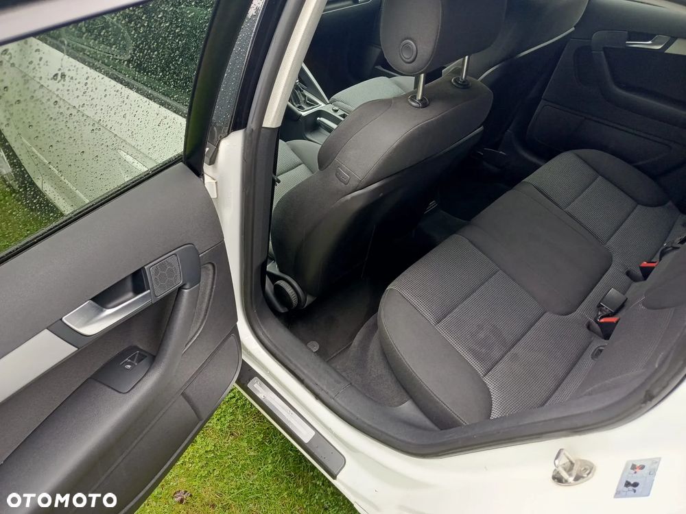 Audi A3 Sportback 1.4 TFSI Ambition - 8