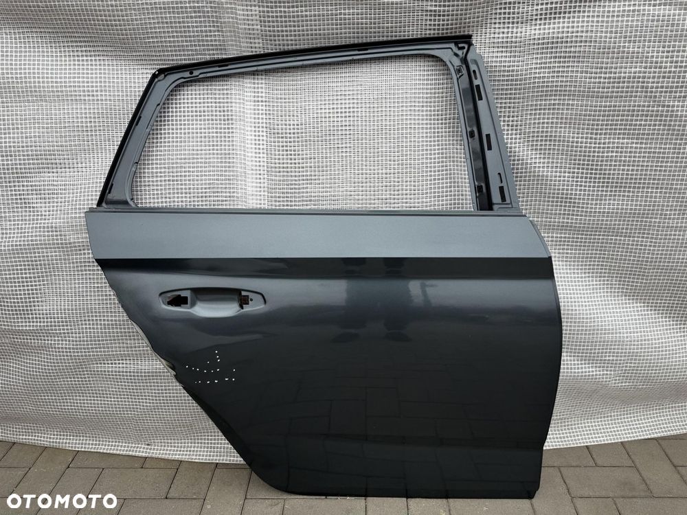 SKODA KAMIQ 658 DRZWI TYLNE PRAWE - 1