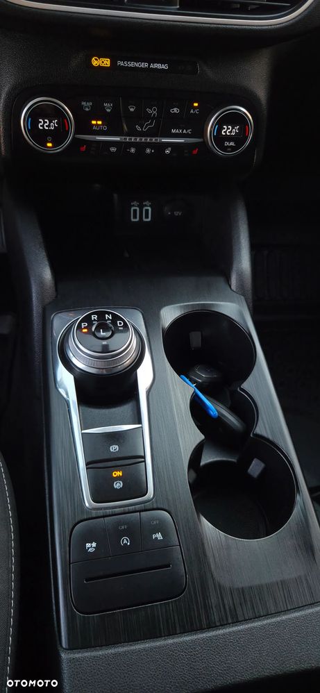 Ford Kuga 1.5 EcoBlue TITANIUM - 29