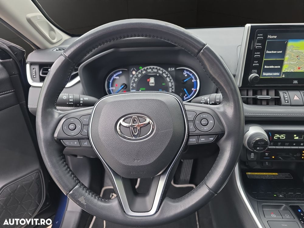 Toyota RAV4 - 11