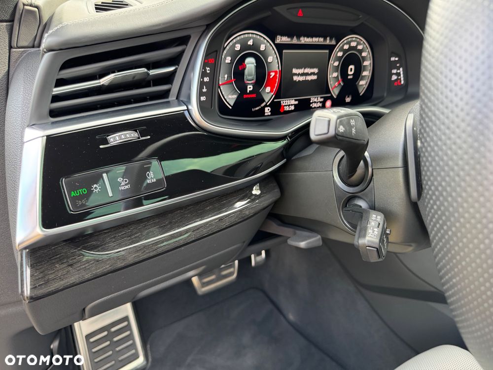 Audi SQ8 TFSI Quattro Tiptronic - 19