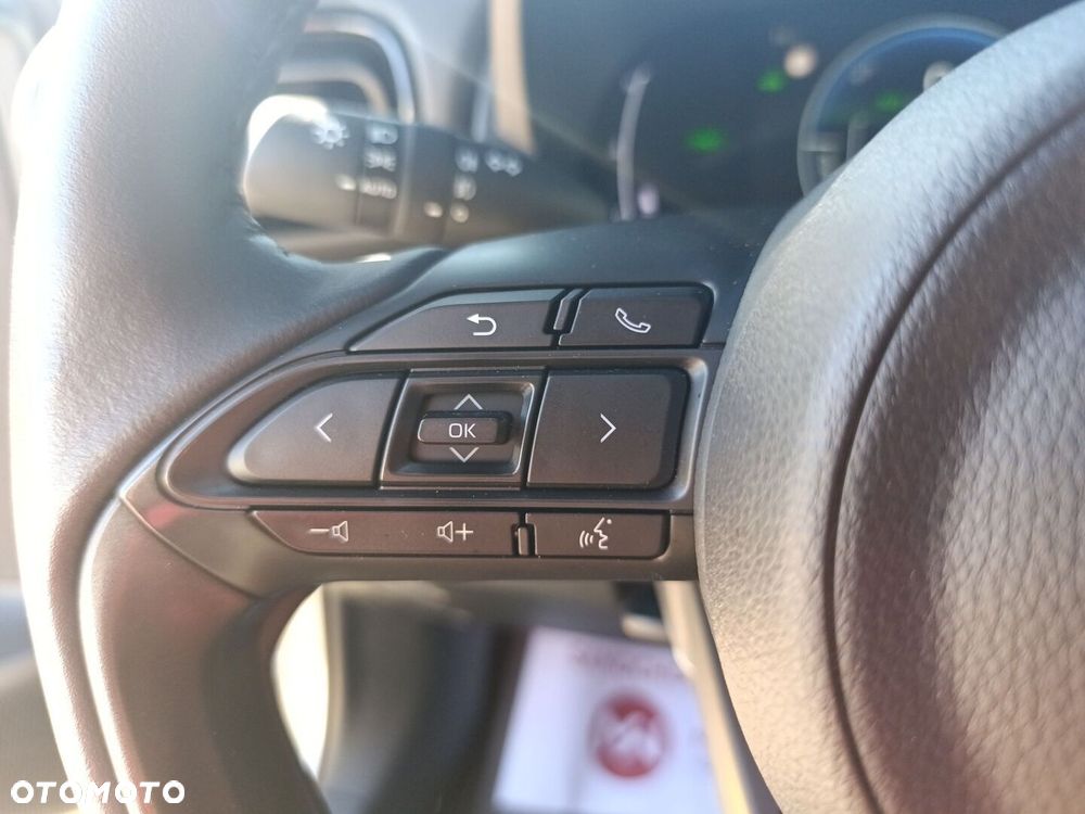 Toyota Yaris Hybrid 1.5 Style - 21
