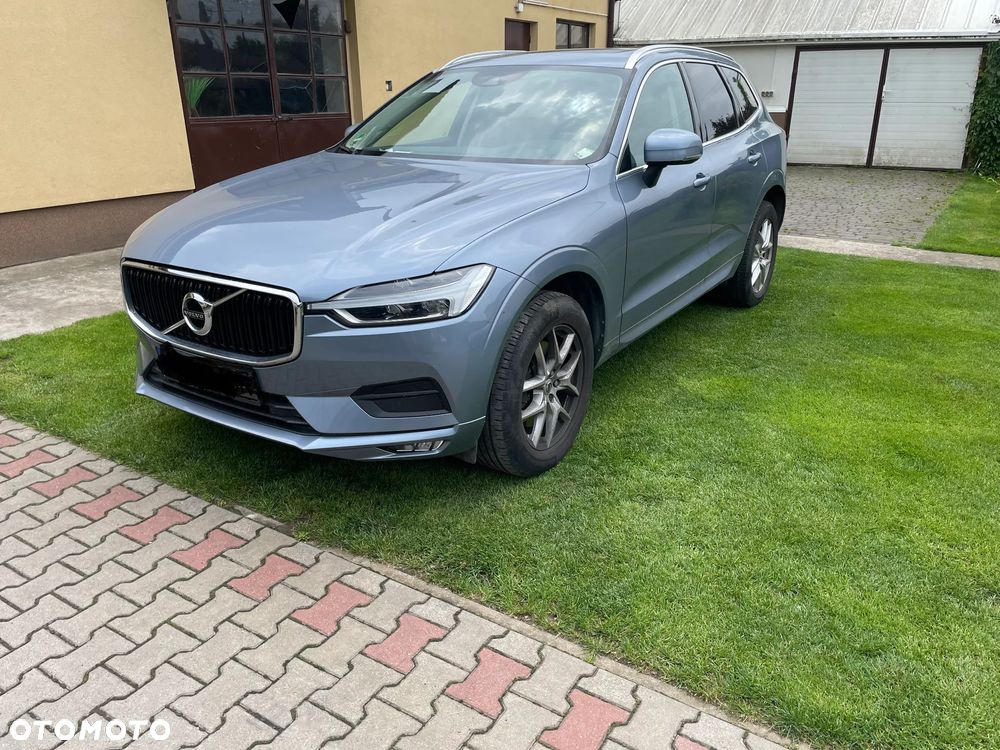 Volvo XC 60 D5 AWD Momentum - 2