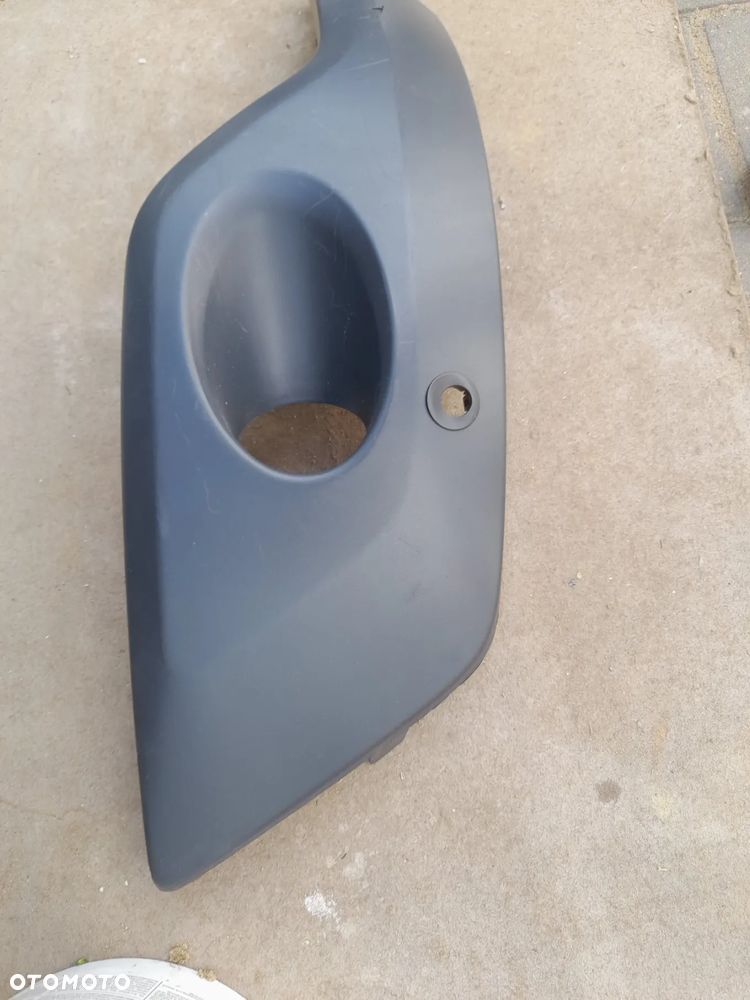 FORD TRANSIT CUSTOM ATRAPA KRATKA HALOGENU PRAWA - 2