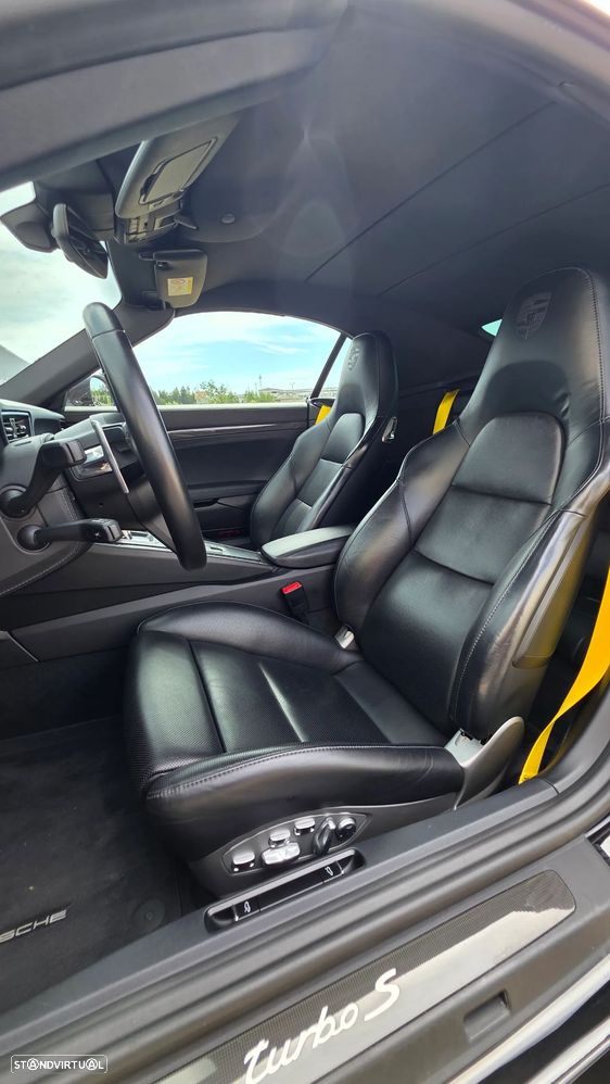 Porsche 911 (991) Turbo S PDK - 13